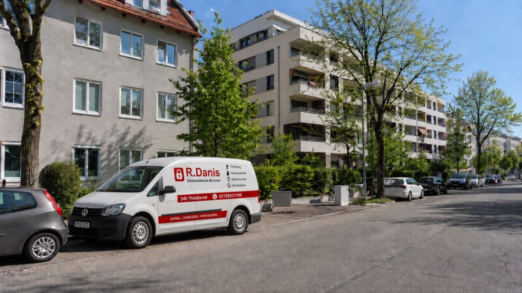 Schnelle Anfahrt des Schlüsseldienstes nach München-Moosach – in 15 bis 25 Minuten vor Ort